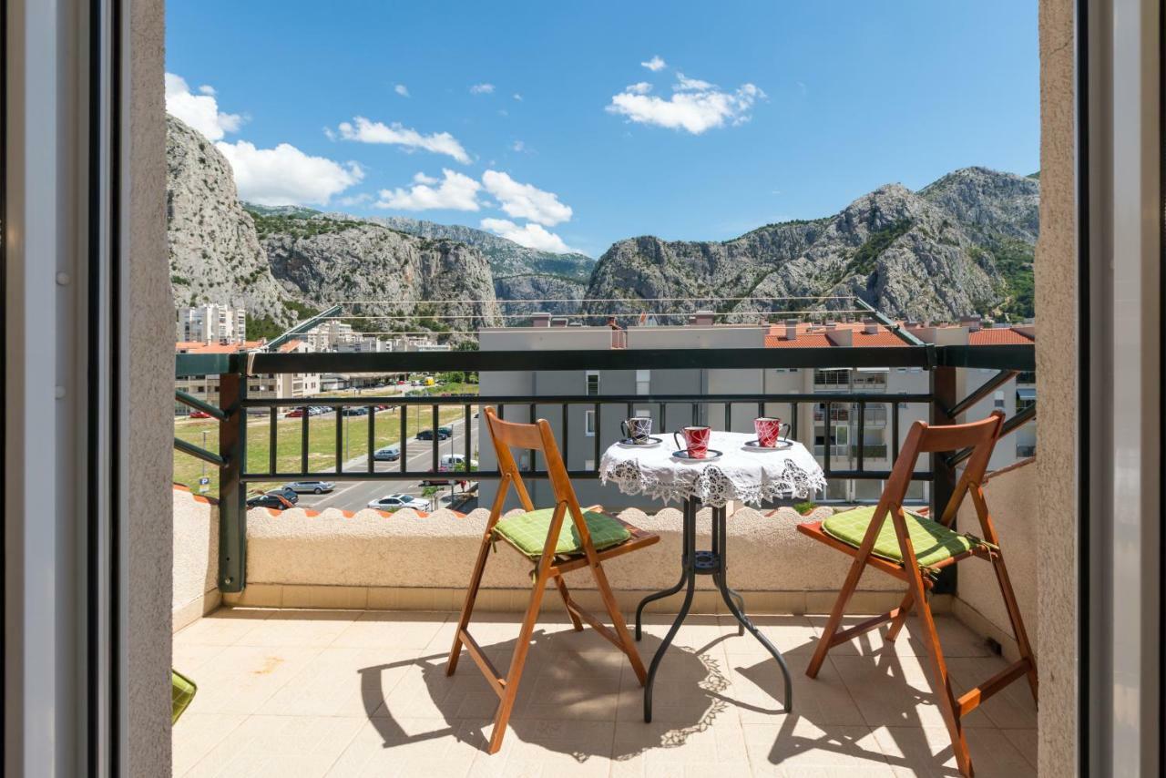Natali Apartment Omiš Екстериор снимка