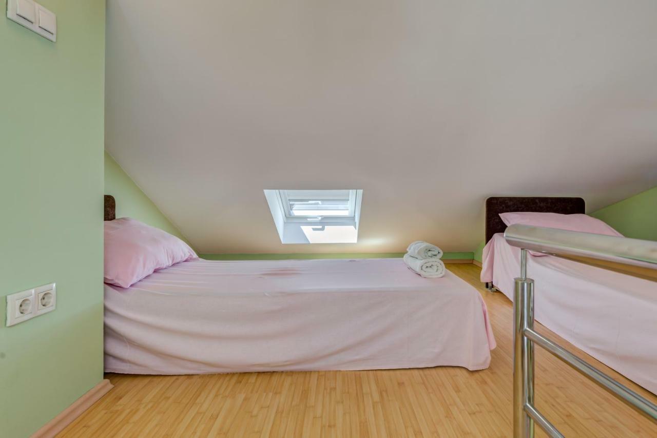 Natali Apartment Omiš Екстериор снимка